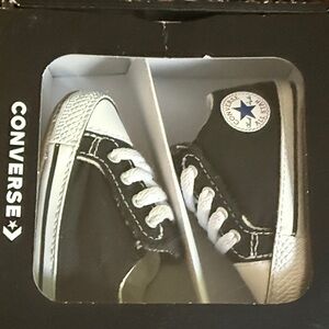 Size 1 Converse Kids Classic Black and White Sneakers